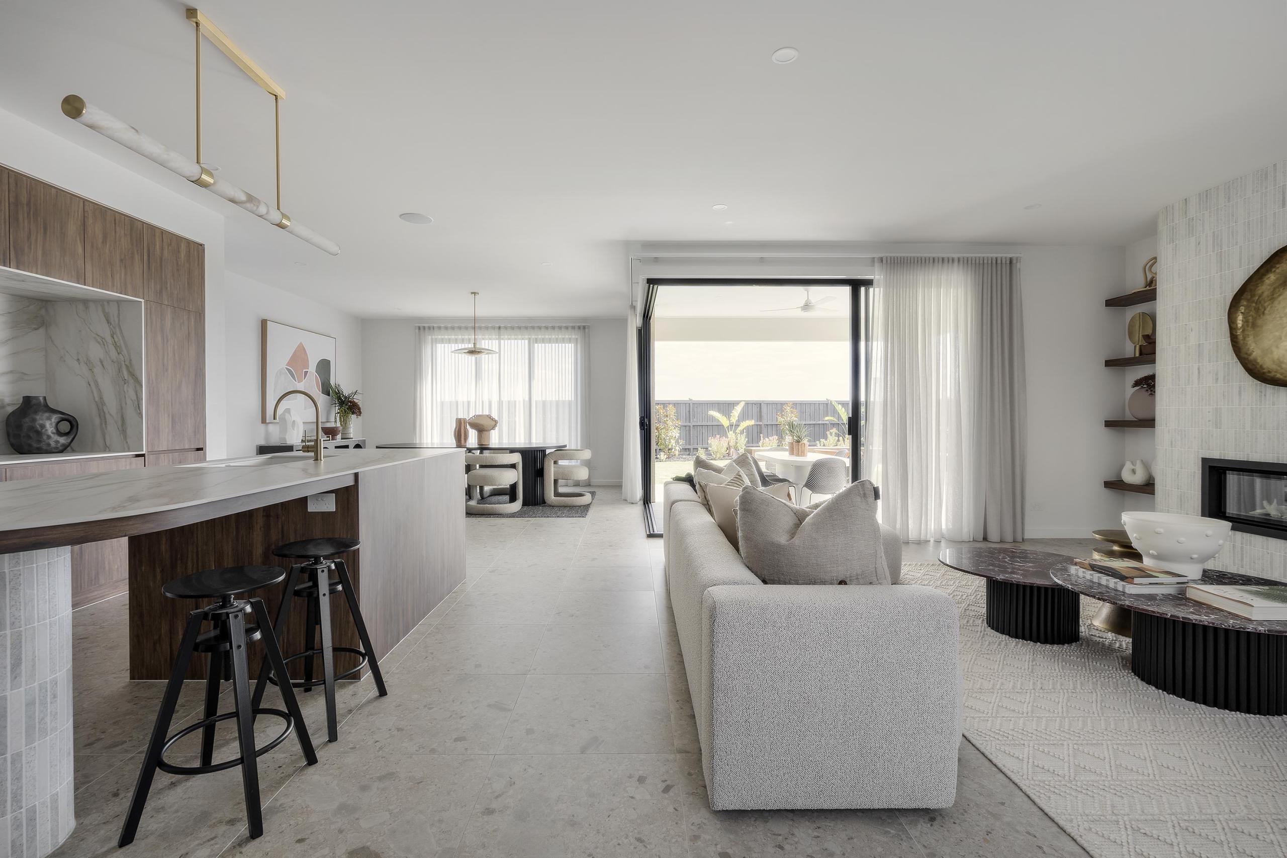 BELLAIRE 43 8854
