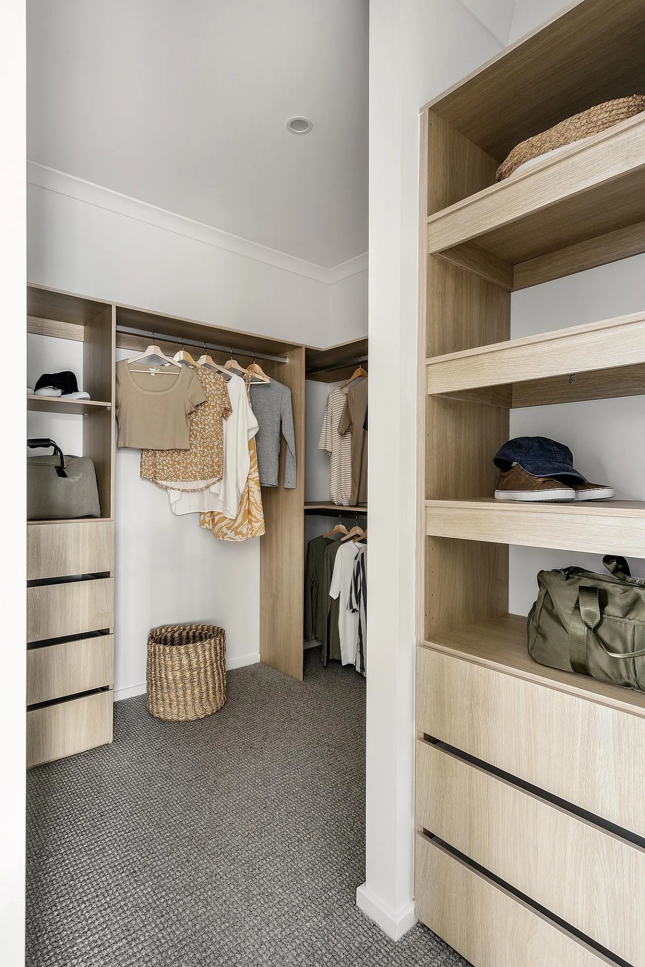 Loft 43 Walk in Robe