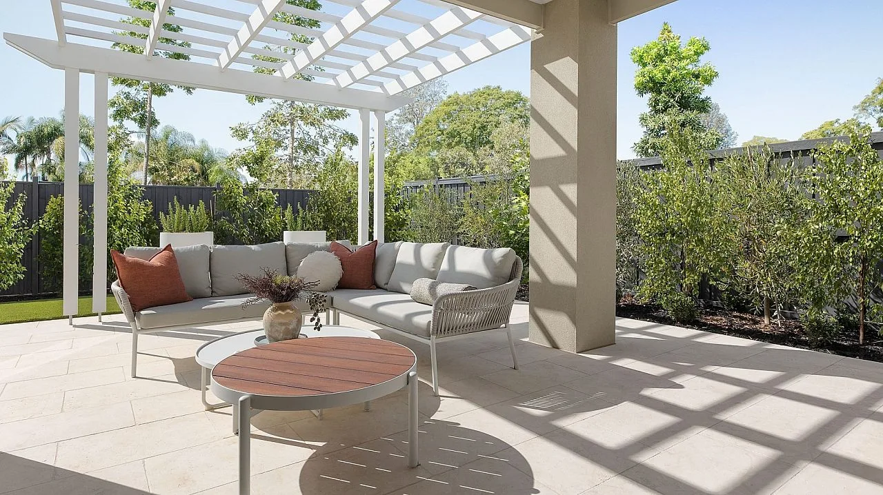 Newport 209 Backyard