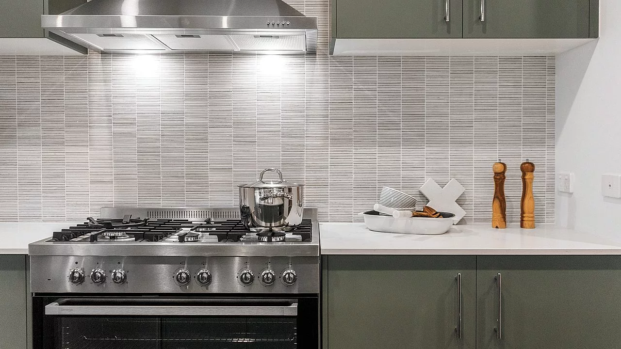 Newbury 28 Kitchen