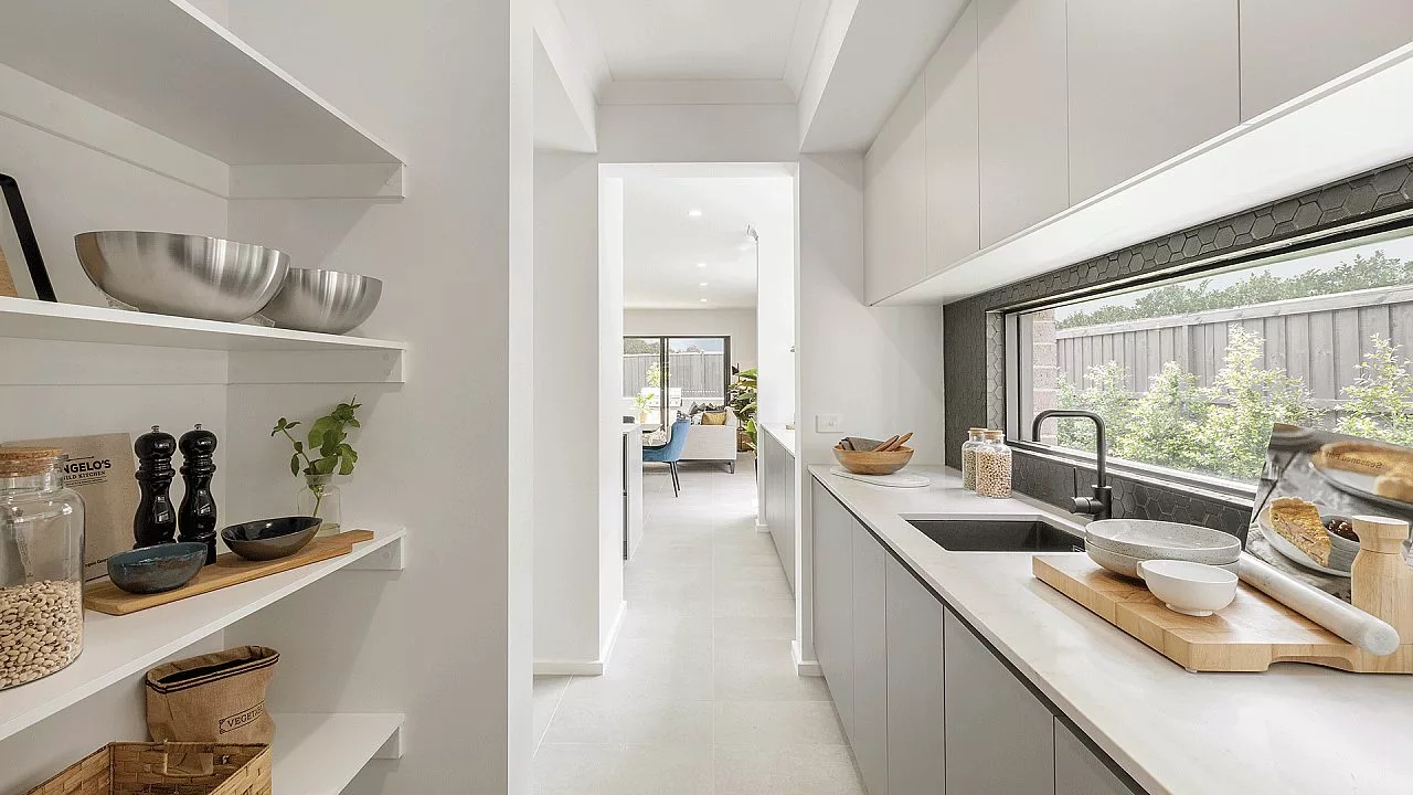 Bellevue 29 Butlers Pantry