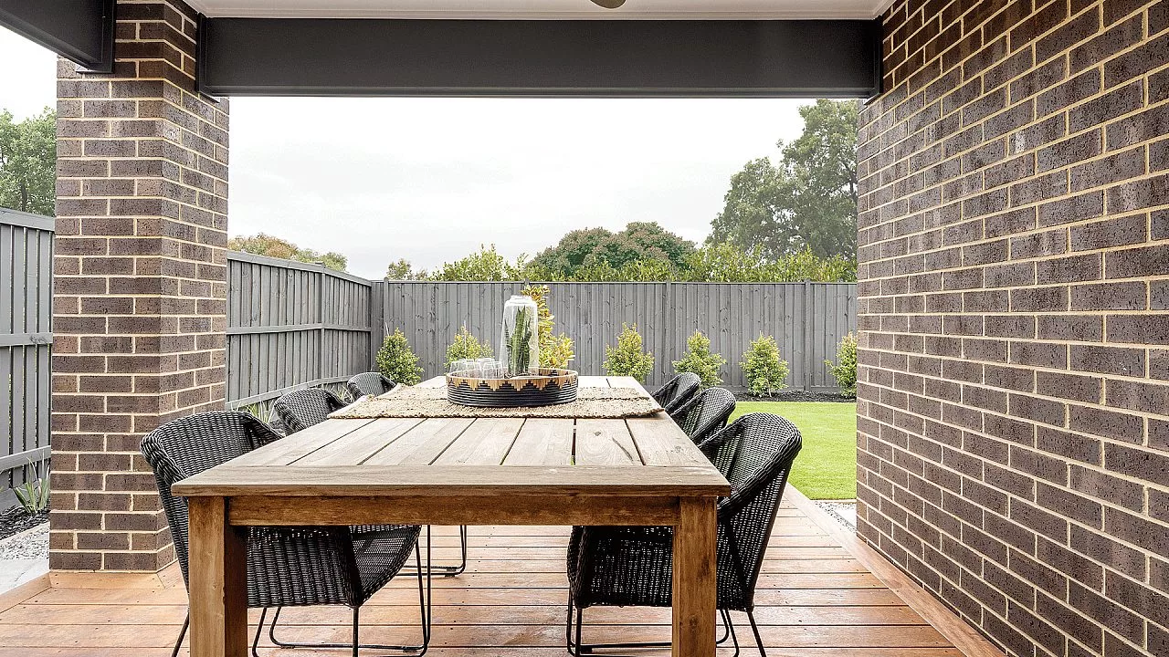 Somers 22 Alfresco
