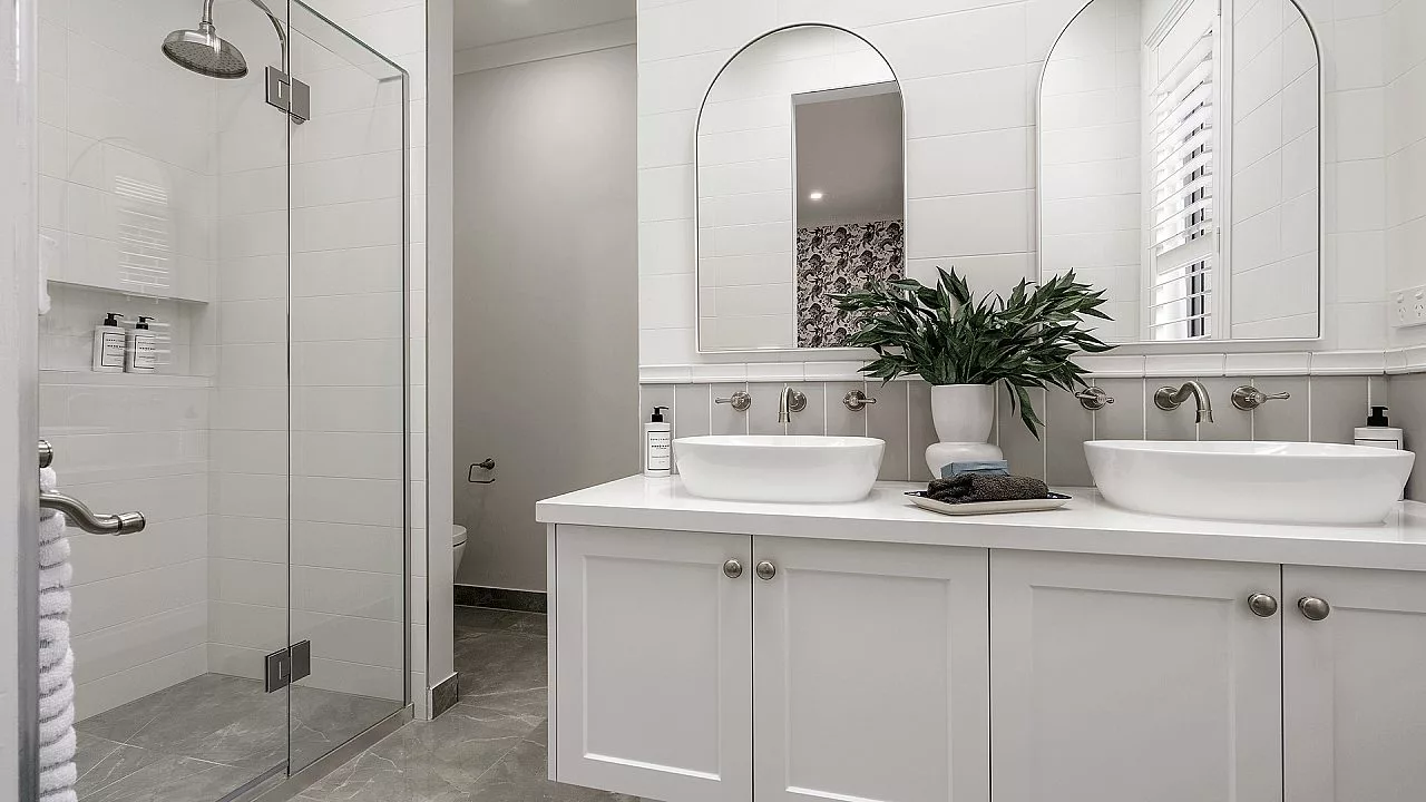 Clifton 27 Ensuite