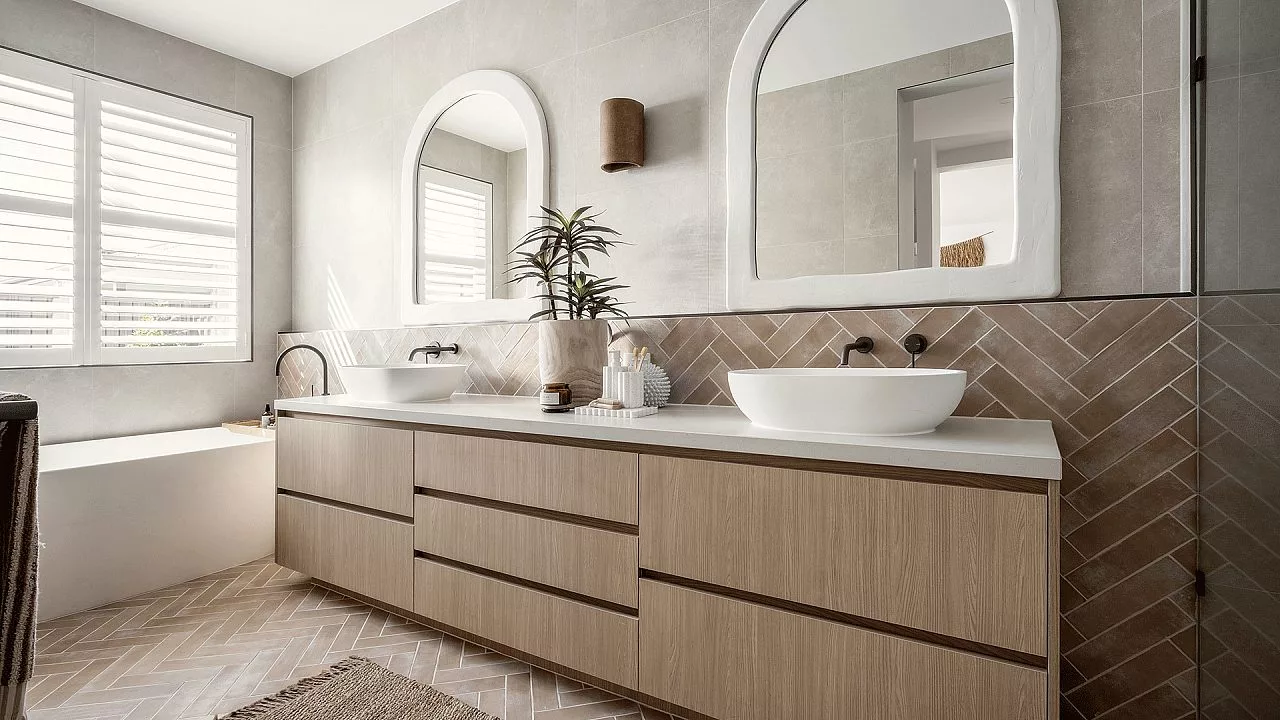 Elmont 32 Bathroom