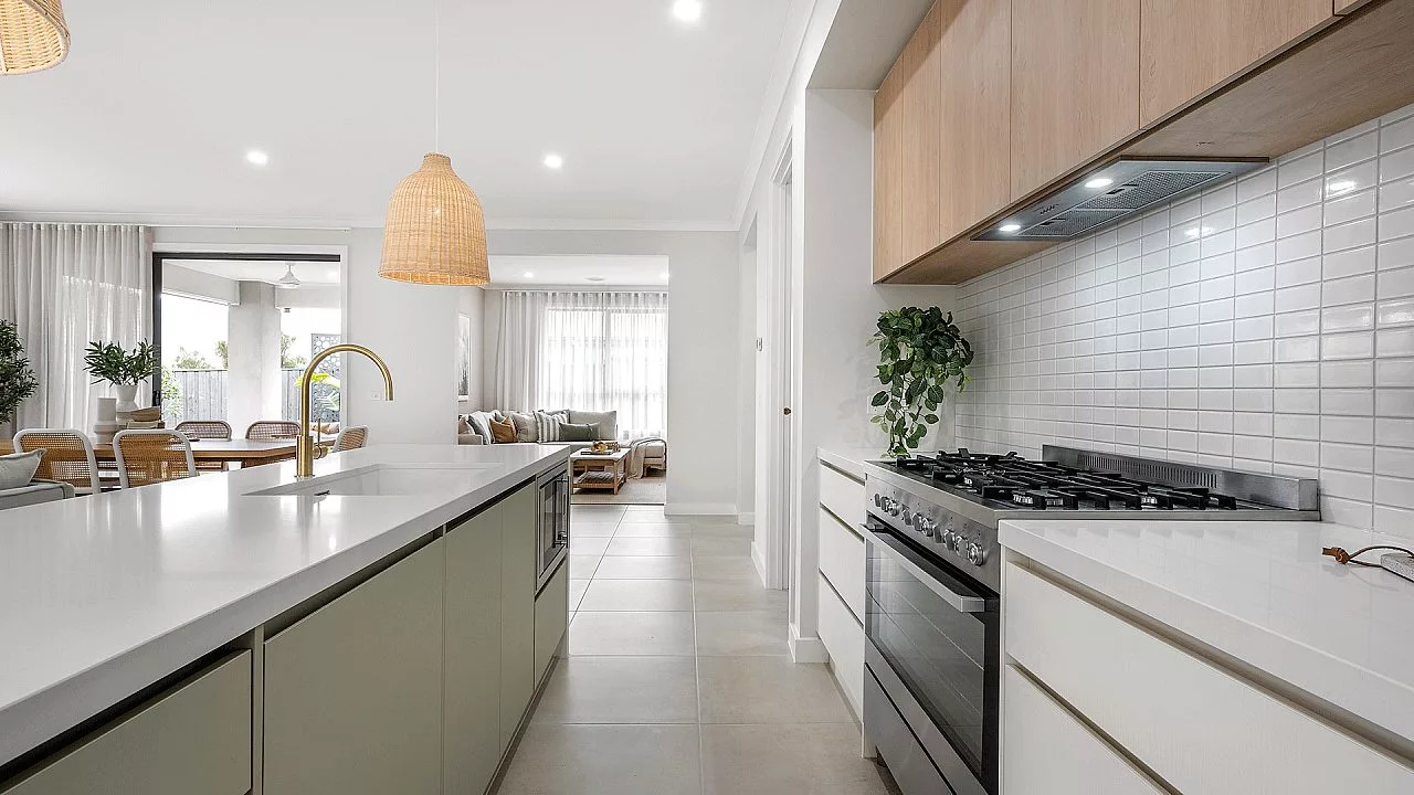 Sansa 28 Kitchen