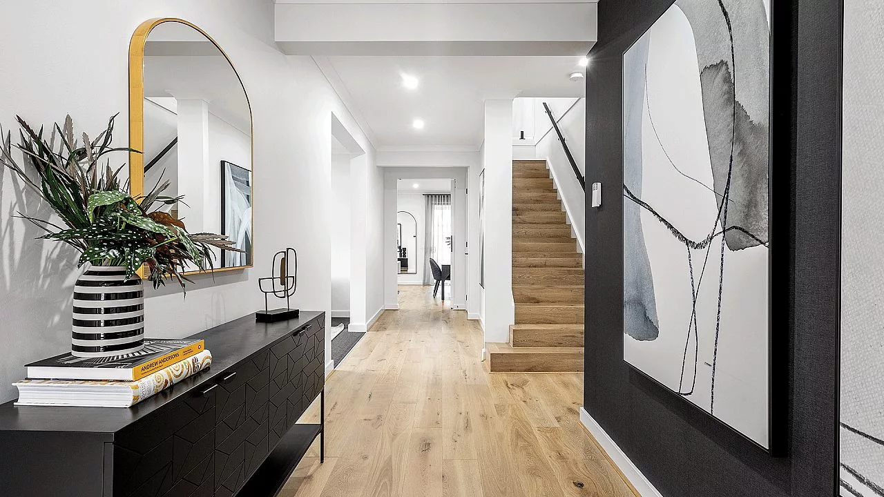Blackwood 38 Hallway and Stairs