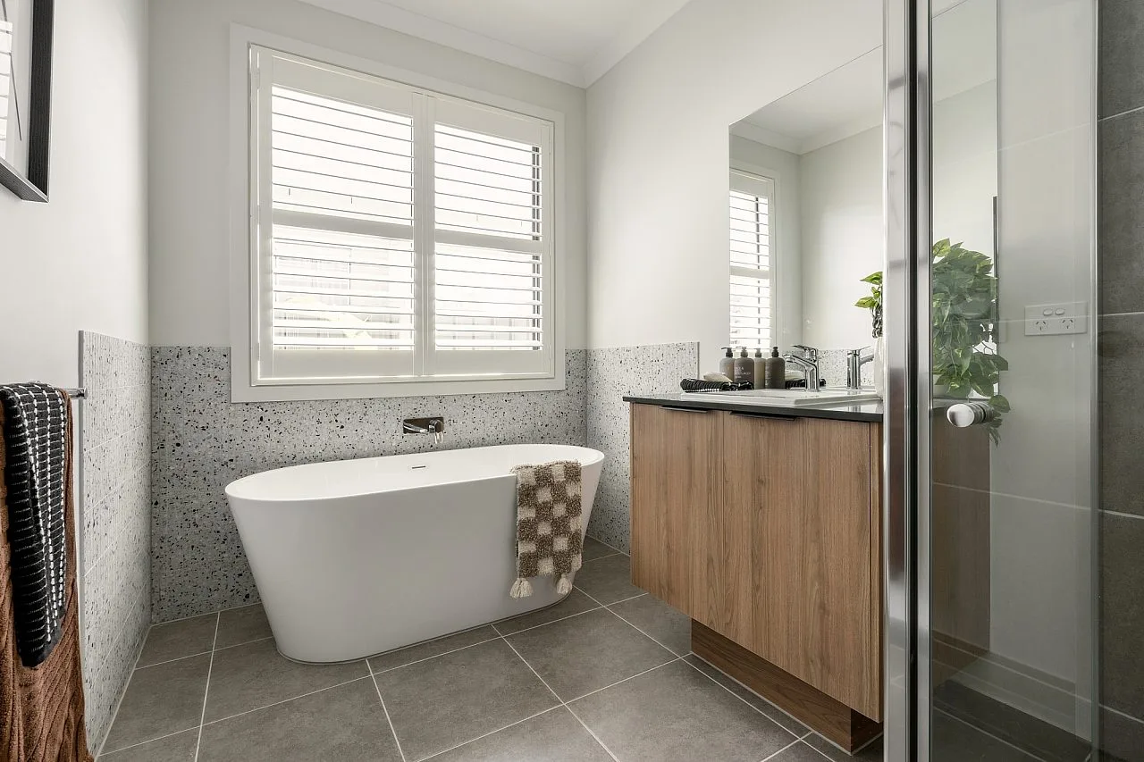 Fairfield 231 Bathroom