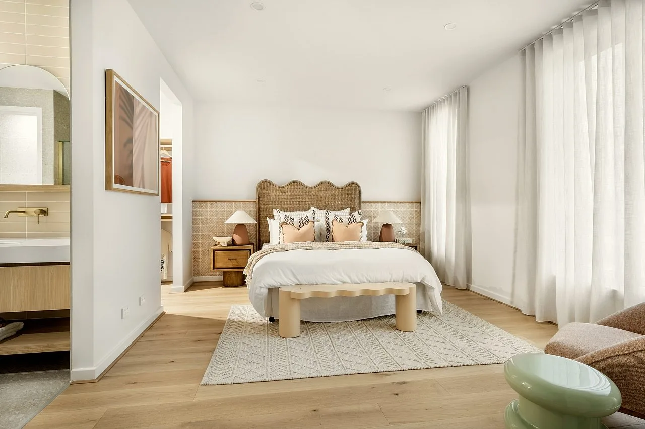 Fairway 325 Master Bedroom