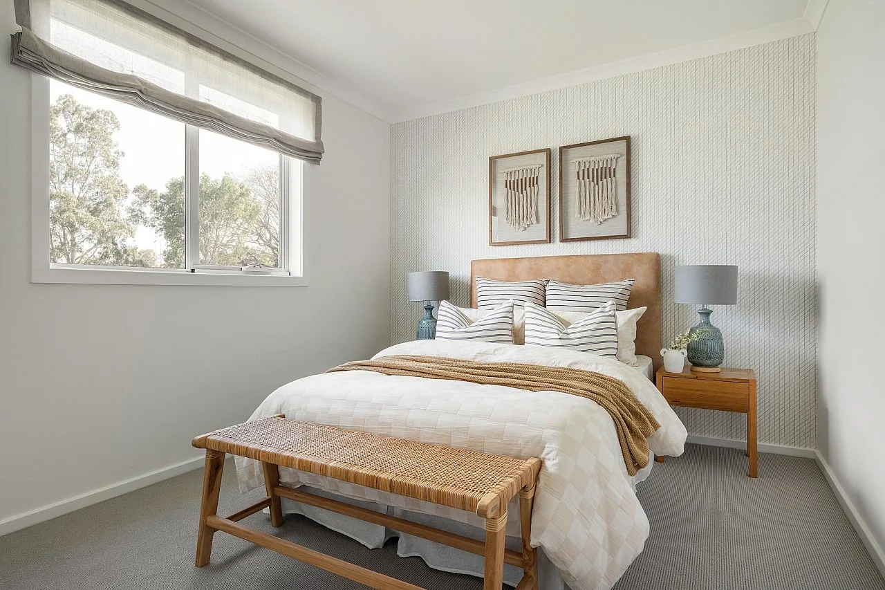 Lakeport 295 Bedroom
