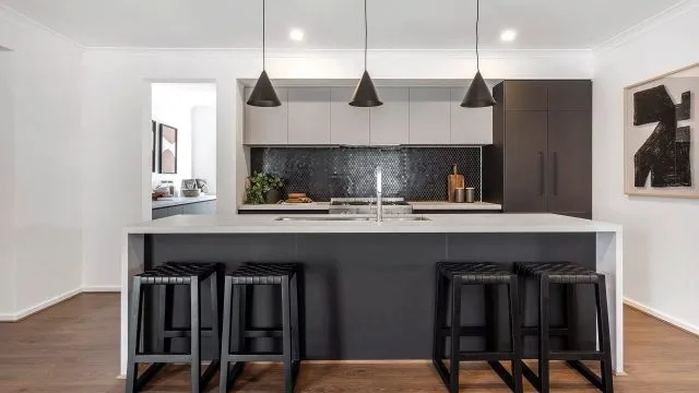 Merrick 24 Kitchen