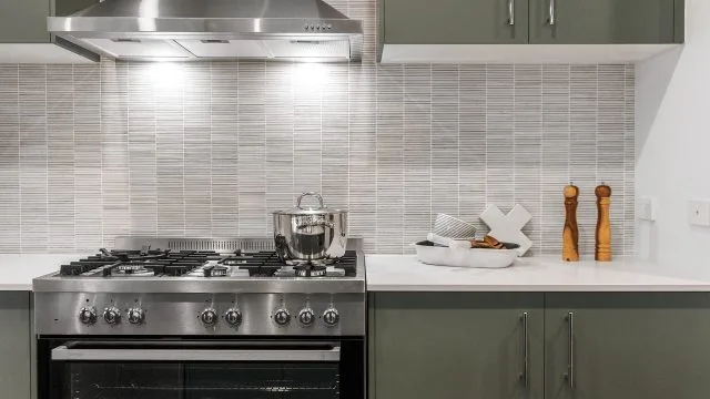 Newbury 28 Kitchen