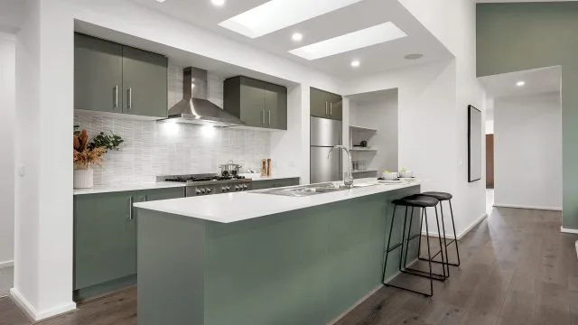 Newbury 28 Kitchen