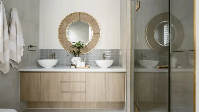 Somers 26 Bathroom