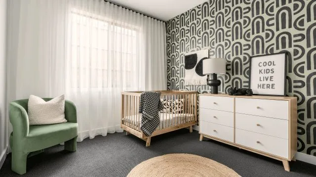 Elmont 32 Bedroom