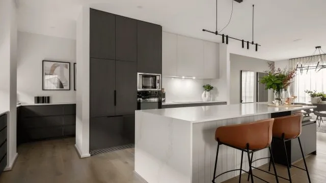 Montrose 43 Kitchen