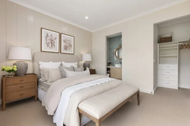 Newport 209 Bedroom