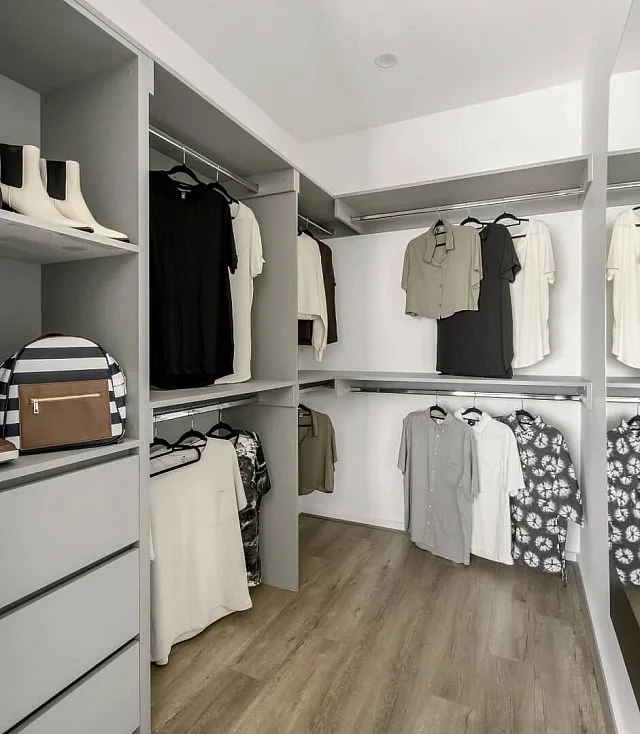 Blackwood 38 Walk in Robe