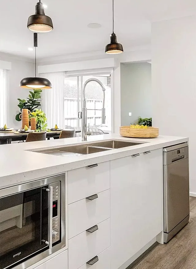 Eden 25 Kitchen