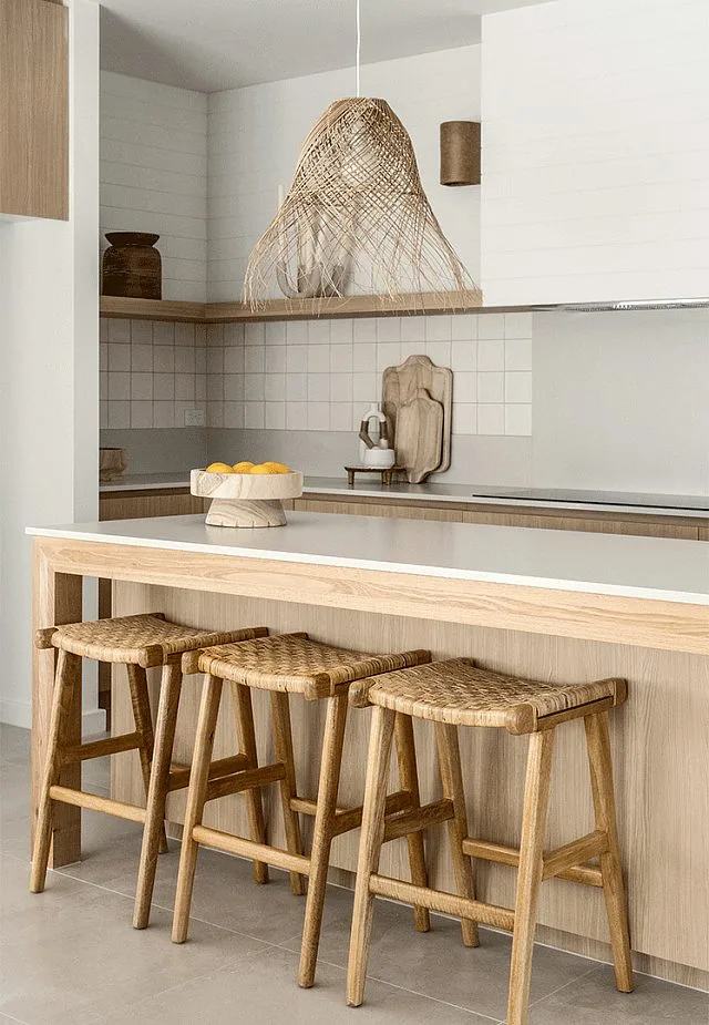 Elmont 32 Kitchen