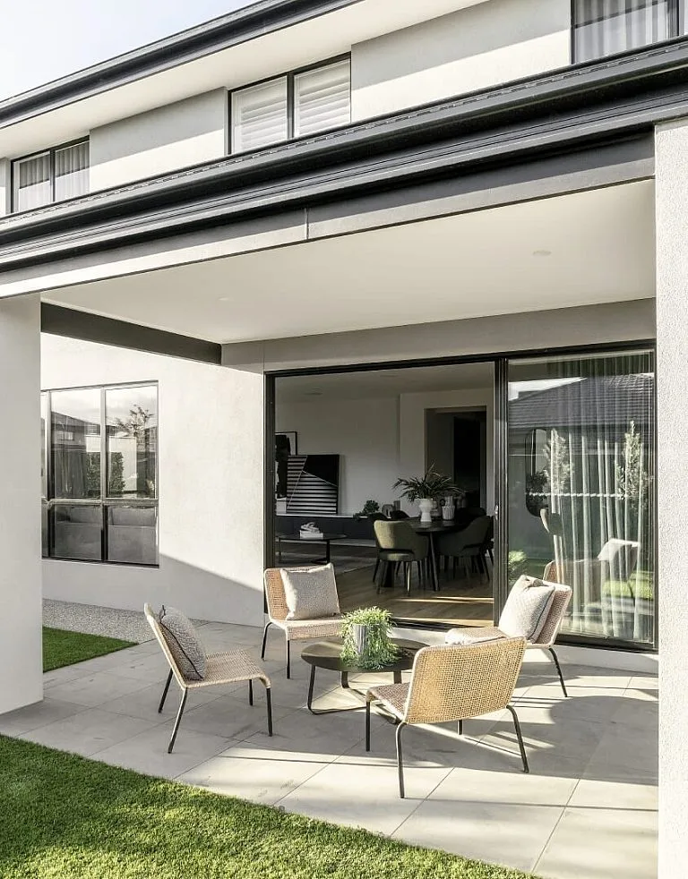 Blackwood 38 Alfresco