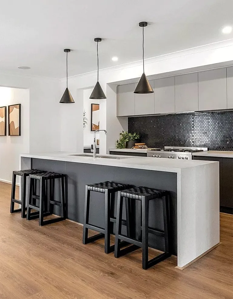 Merrick 24 Kitchen