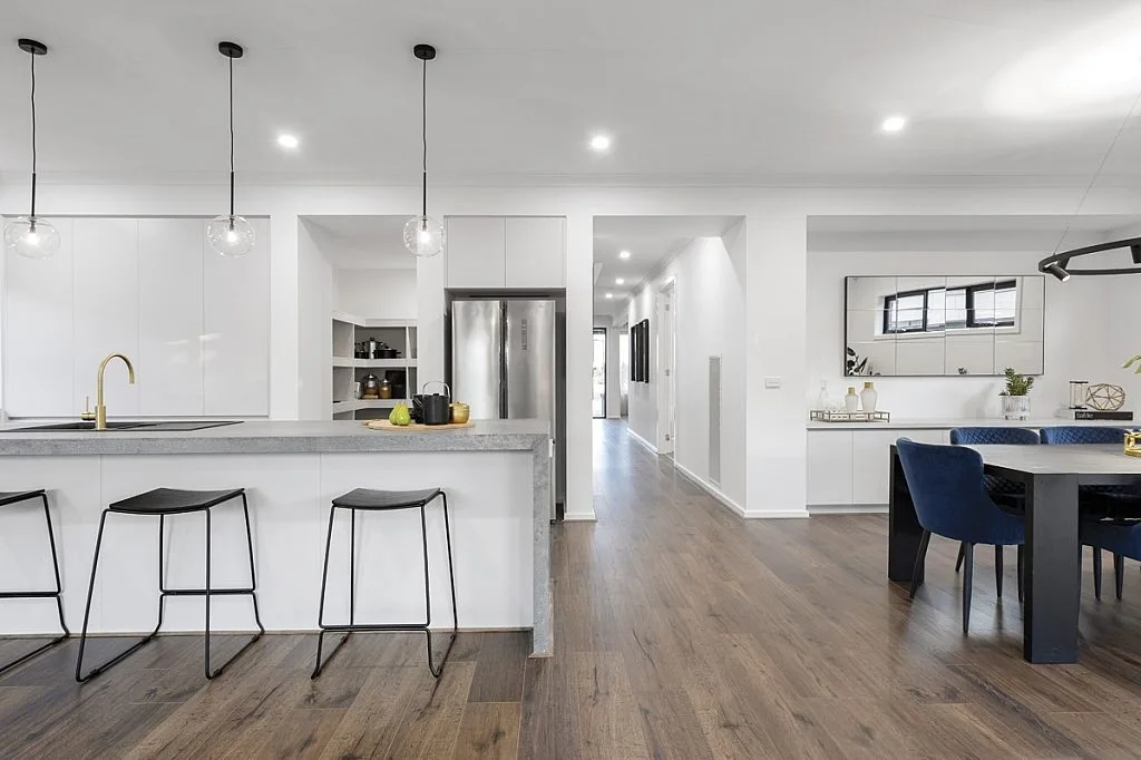 05220 GLENDALE 40 TARNEIT copy